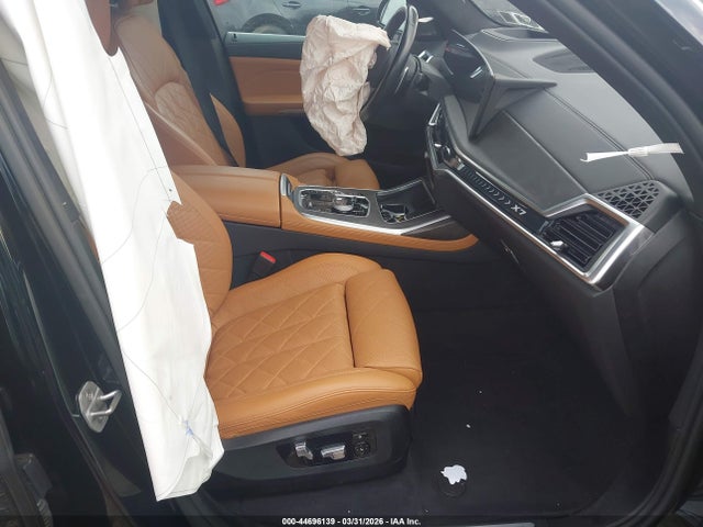 Продажа на аукционе авто 2023 Bmw X7 Xdrive40i, vin: 5UX23EM07P9R93153, номер лота: 44696139