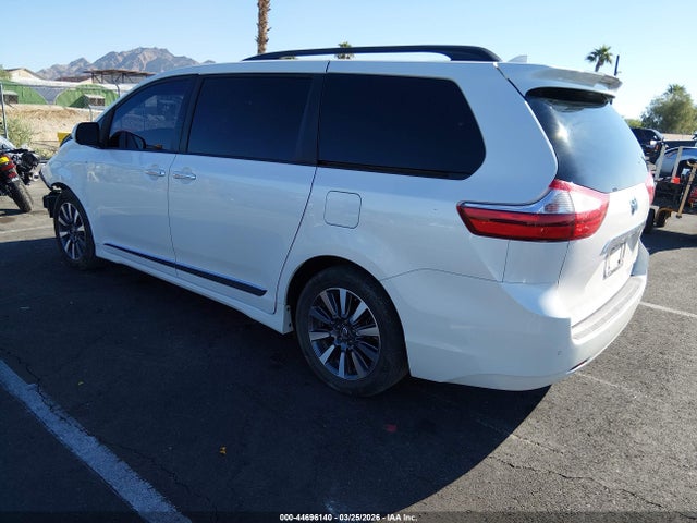 Aukcja sprzedaży 2018 Toyota Sienna Limited Premium 7 Passenger, vin: 5TDYZ3DC6JS940980, numer aukcji: 44696140