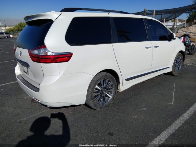 Aukcja sprzedaży 2018 Toyota Sienna Limited Premium 7 Passenger, vin: 5TDYZ3DC6JS940980, numer aukcji: 44696140