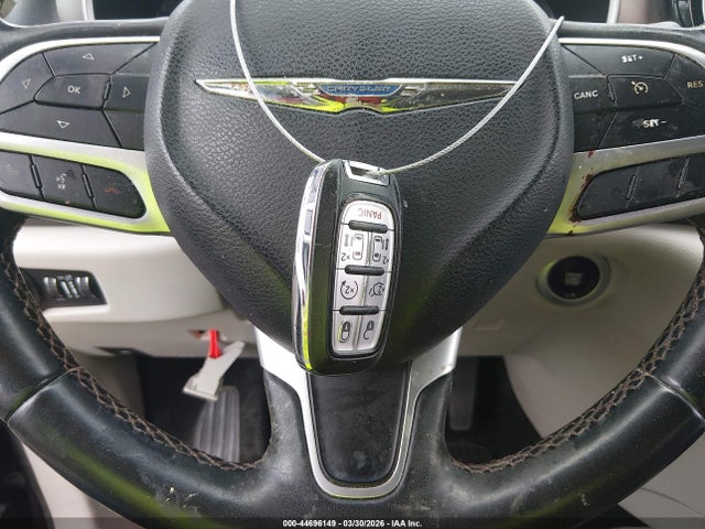 2018 CHRYSLER PACIFICA 2C4RC1BG1JR133064 Photo 10