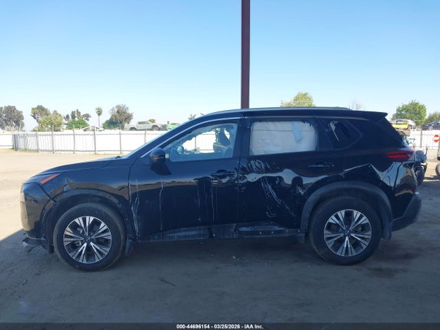JN8BT3BB6NW335711 Nissan Rogue Sv Intelligent Awd