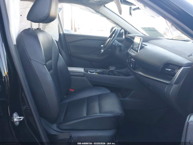JN8BT3BB6NW335711 Nissan Rogue Sv Intelligent Awd