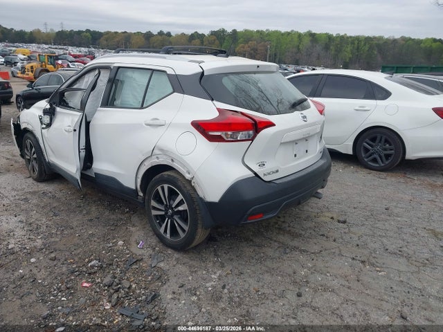Aukcja sprzedaży 2018 Nissan Kicks Sv, vin: 3N1CP5CU4JL539927, numer aukcji: 44696187