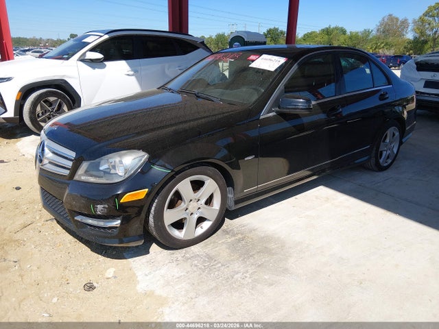 Продаж на аукціоні авто 2012 Mercedes-benz C 250 Sport, vin: WDDGF4HB5CR218872, номер лоту: 44696218