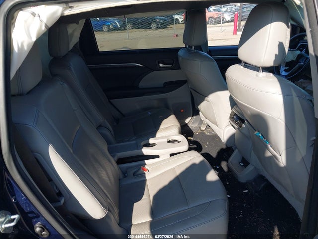 Toyota Highlander Limited V6 2014 5TDDKRFH3ES068424 Image 8