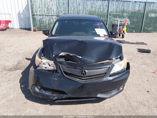 44696287 :رقم المزاد ، 19VDE1F7XDE000882 vin ، 2013 Acura Ilx 2.0l مزاد بيع