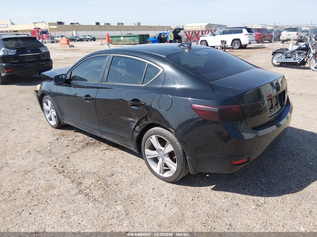 44696287 :رقم المزاد ، 19VDE1F7XDE000882 vin ، 2013 Acura Ilx 2.0l مزاد بيع