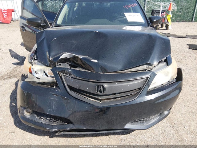 44696287 :رقم المزاد ، 19VDE1F7XDE000882 vin ، 2013 Acura Ilx 2.0l مزاد بيع