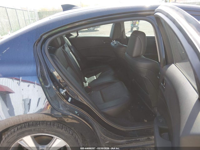 44696287 :رقم المزاد ، 19VDE1F7XDE000882 vin ، 2013 Acura Ilx 2.0l مزاد بيع