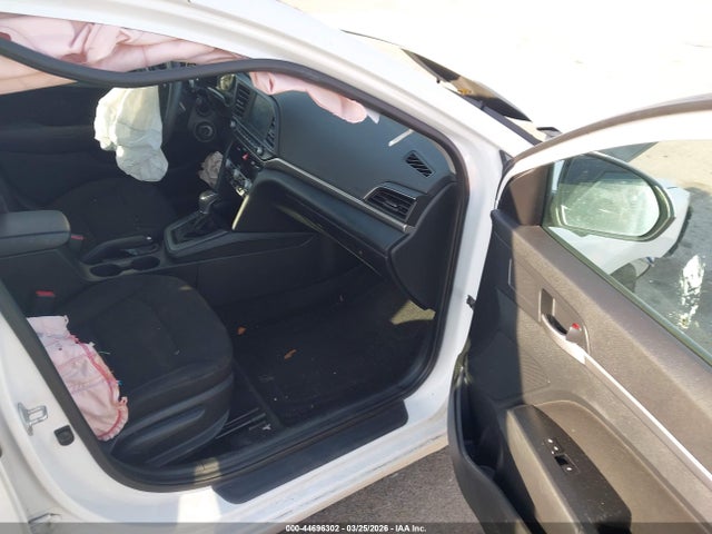 Продажа на аукционе авто 2020 Hyundai Elantra Sel, vin: 5NPD84LF5LH569337, номер лота: 44696302