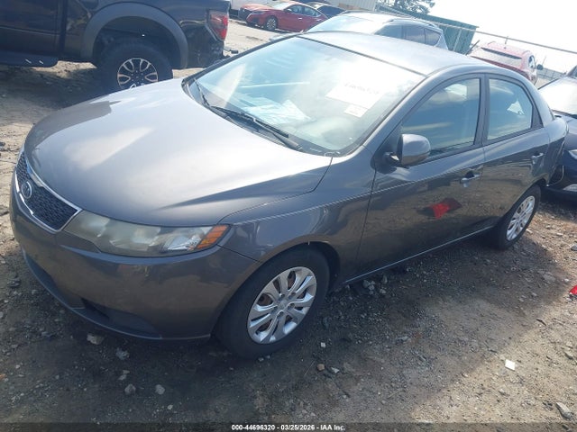 2013 Kia Forte Ex მანქანა იყიდება აუქციონზე, vin: KNAFU4A2XD5722507, აუქციონის ნომერი: 44696320