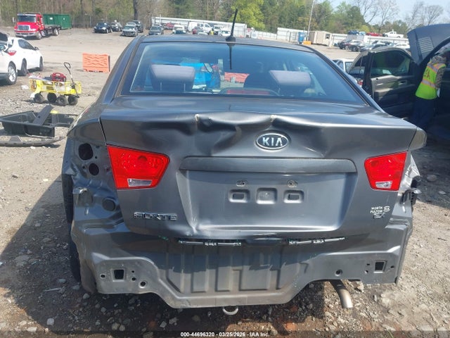 2013 Kia Forte Ex მანქანა იყიდება აუქციონზე, vin: KNAFU4A2XD5722507, აუქციონის ნომერი: 44696320