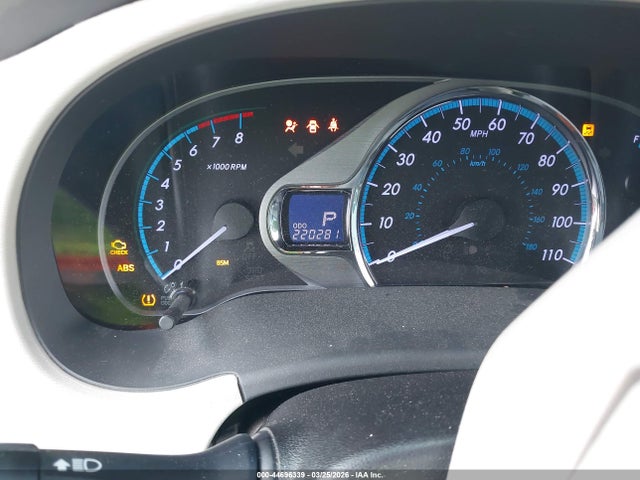 Aukcja sprzedaży 2014 Toyota Sienna Xle V6 8 Passenger, vin: 5TDYK3DC7ES477516, numer aukcji: 44696339