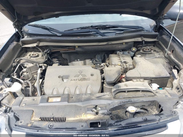44696349 :رقم المزاد ، JA4AD2A33JZ001468 vin ، 2018 Mitsubishi Outlander Es مزاد بيع