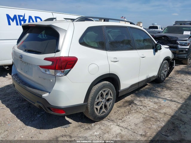 JF2SKAJCXMH581064 Subaru Forester Premium