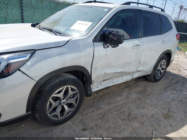 JF2SKAJCXMH581064 Subaru Forester Premium