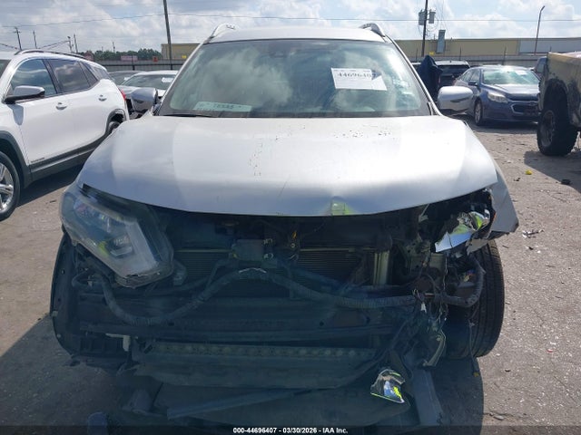 2019 NISSAN ROGUE KNMAT2MT6KP507796 Photo 5
