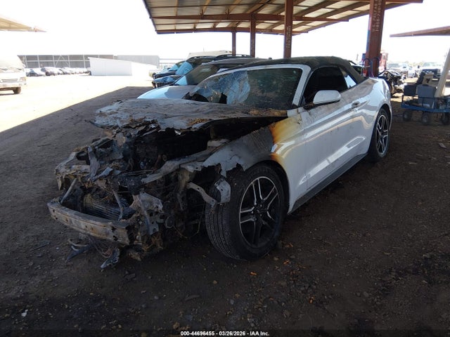 Продажа на аукционе авто 2022 Ford Mustang Ecoboost Premium, vin: 1FATP8UH9N5106860, номер лота: 44696455