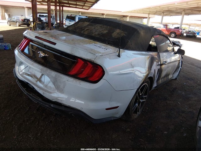 Продажа на аукционе авто 2022 Ford Mustang Ecoboost Premium, vin: 1FATP8UH9N5106860, номер лота: 44696455