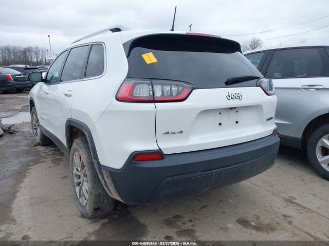 44696466 :رقم المزاد ، 1C4PJMLB0KD257901 vin ، 2019 Jeep Cherokee Latitude Plus 4x4 مزاد بيع