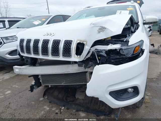 44696466 :رقم المزاد ، 1C4PJMLB0KD257901 vin ، 2019 Jeep Cherokee Latitude Plus 4x4 مزاد بيع