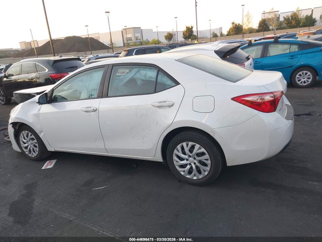 5YFBURHE6JP749815 Toyota COROLLA LE