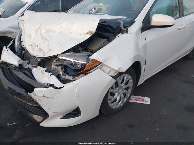 5YFBURHE6JP749815 Toyota COROLLA LE