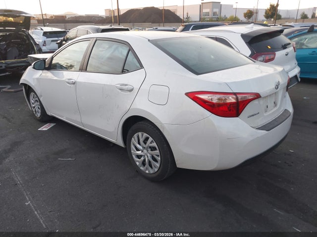 5YFBURHE6JP749815 Toyota COROLLA LE