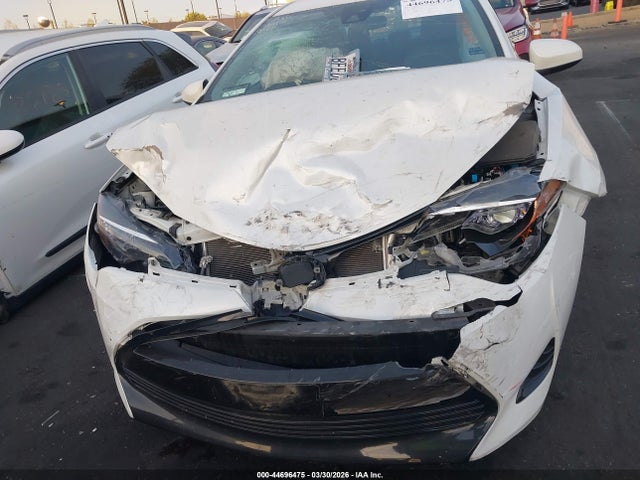 5YFBURHE6JP749815 Toyota COROLLA LE