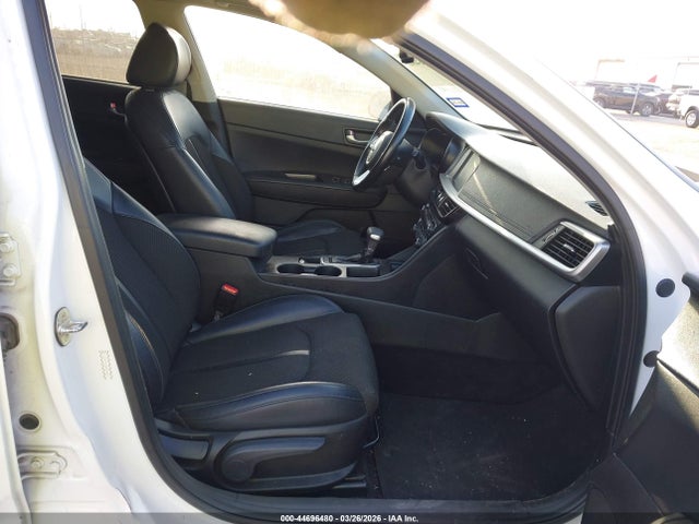 2019 Kia Optima S მანქანა იყიდება აუქციონზე, vin: 5XXGT4L34KG368377, აუქციონის ნომერი: 44696480