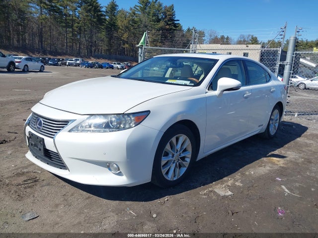 2013 Lexus Es 300h მანქანა იყიდება აუქციონზე, vin: JTHBW1GG4D2017599, აუქციონის ნომერი: 44696517