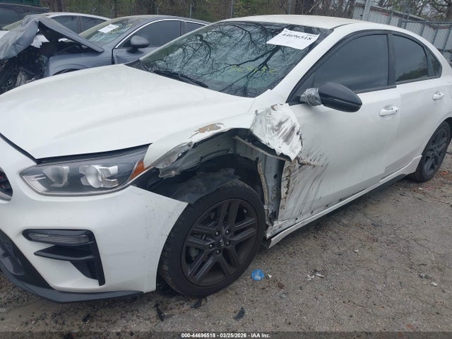2021 Kia Forte Gt-line მანქანა იყიდება აუქციონზე, vin: 3KPF34AD3ME368132, აუქციონის ნომერი: 44696518