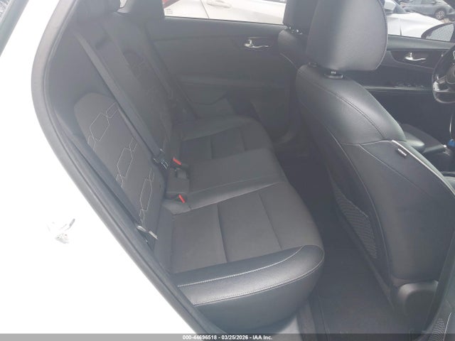 2021 Kia Forte Gt-line მანქანა იყიდება აუქციონზე, vin: 3KPF34AD3ME368132, აუქციონის ნომერი: 44696518