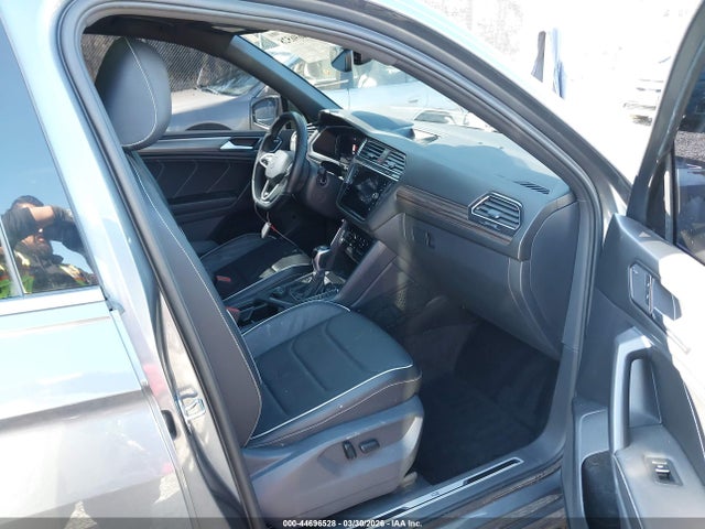 3VV4B7AX5NM064170 Volkswagen Tiguan 2.0t Sel R-line