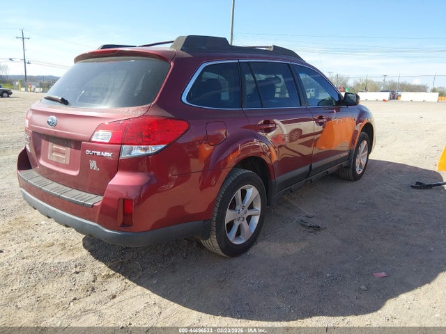44696533 :رقم المزاد ، 4S4BRCCC3D3222845 vin ، 2013 Subaru Outback 2.5i Premium مزاد بيع