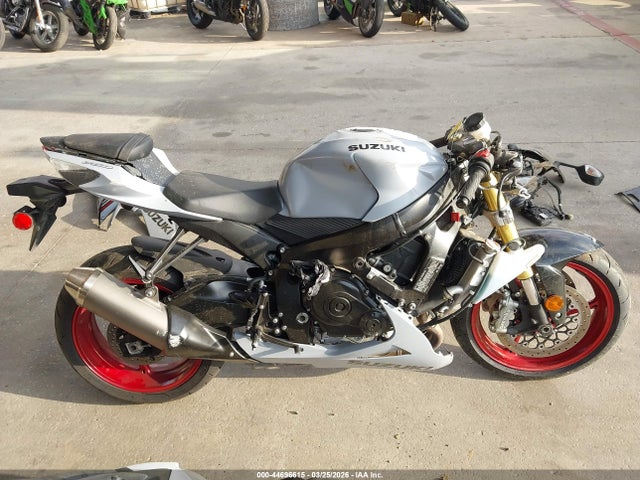 JS1GR7MA9P7100965 Suzuki GSX-R750