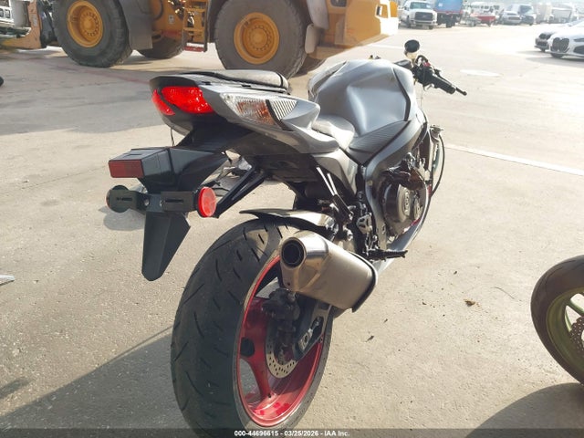 JS1GR7MA9P7100965 Suzuki GSX-R750