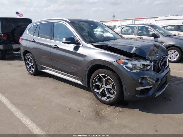 2017 BMW X1 WBXHT3Z36H4A65695