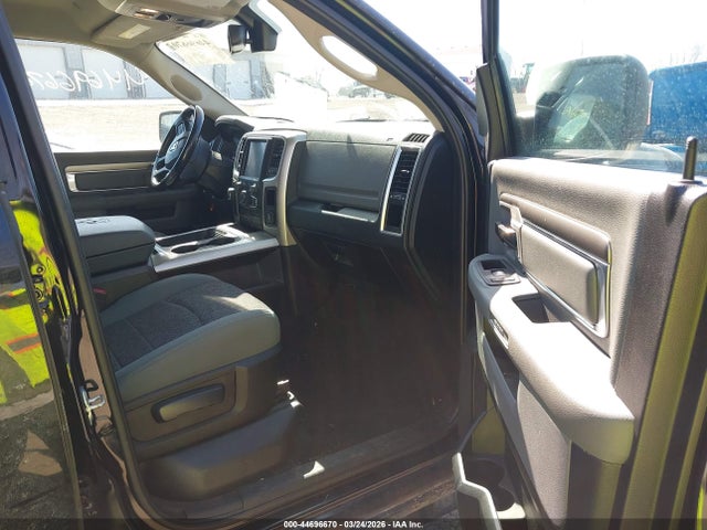 44696670 :رقم المزاد ، 1C6RR6TT0LS134464 vin ، 2020 Ram 1500 Classic Slt  4x2 6'4 Box مزاد بيع