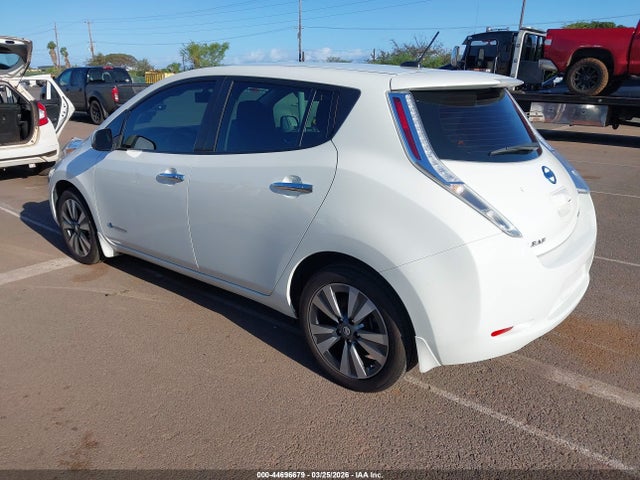 Nissan LEAF SV 2017 1N4BZ0CPXHC304055 Image 3