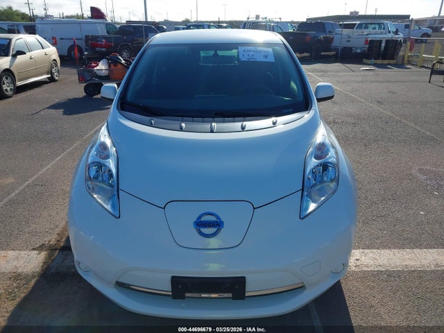 Nissan LEAF SV 2017 1N4BZ0CPXHC304055 Image 6