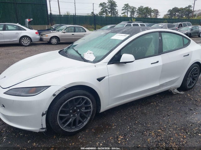 44696680 :رقم المزاد ، 5YJ3E1EA0RF741561 vin ، 2024 Tesla Model 3 مزاد بيع