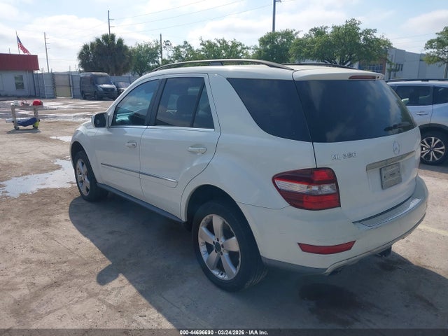 2010 MERCEDES-BENZ ML 350 4JGBB5GB1AA605580 Photo 2
