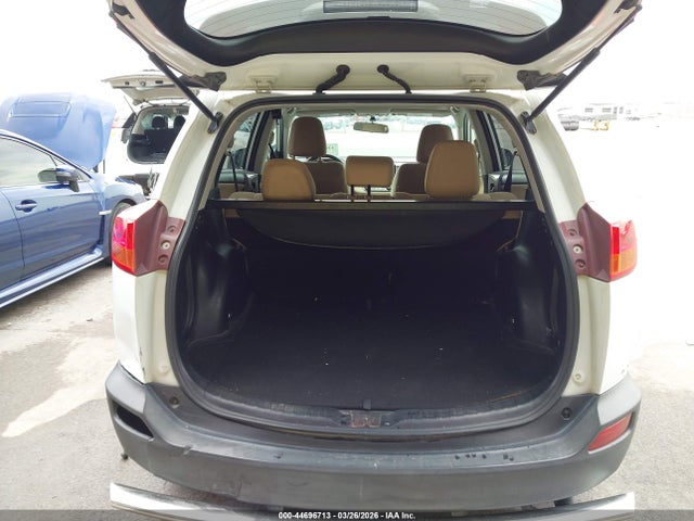Toyota Rav4 Xle 2014 2T3RFREV9EW196134 Image 17