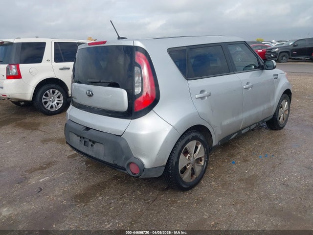 KIA Soul 2015 KNDJN2A28F7753079 Image 12