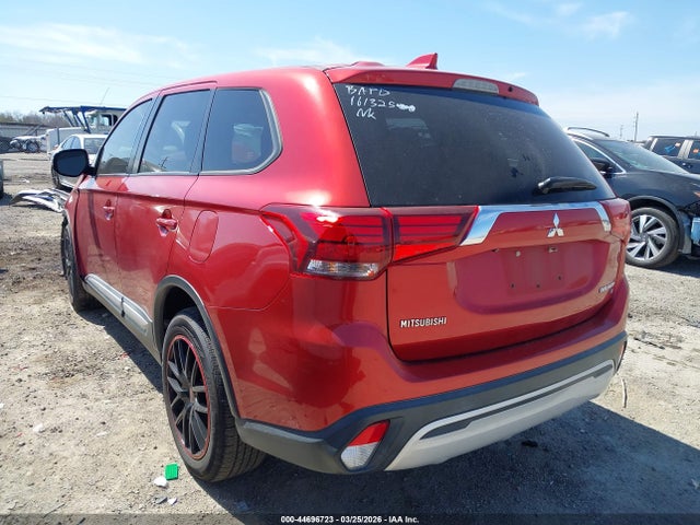 Продажа на аукционе авто 2019 Mitsubishi Outlander Se, vin: JA4AZ3A37KZ042372, номер лота: 44696723