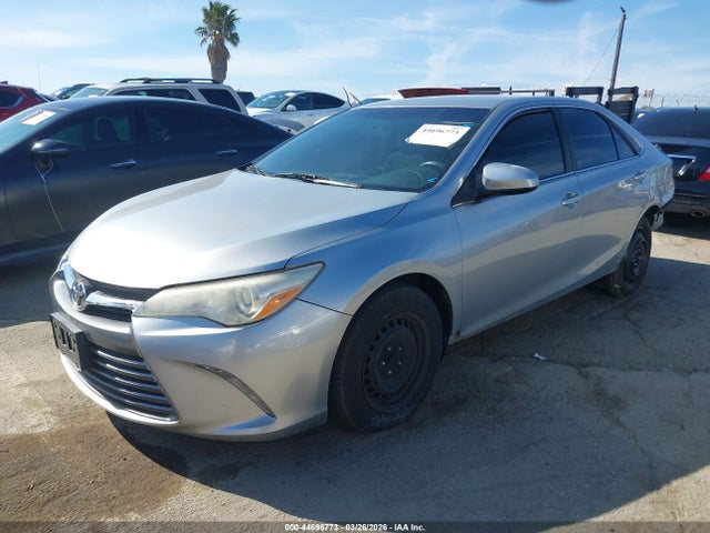 Toyota CAMRY LE 2017 4T1BF1FK7HU422336 Image 2