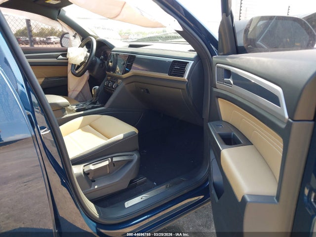 2023 Volkswagen Atlas Cross Sport 3.6l V6 Se W/technology მანქანა იყიდება აუქციონზე, vin: 1V2JE2CA5PC210090, აუქციონის ნომერი: 44696785
