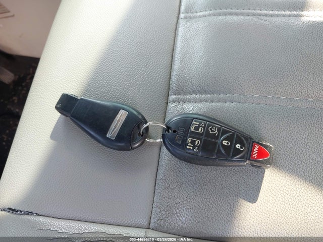 2015 CHRYSLER TOWN & COUNTRY 2C4RC1BG2FR621088 Photo 10