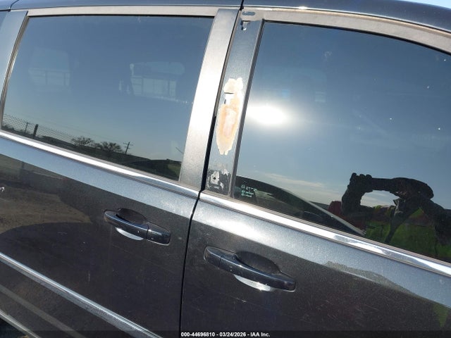 2015 CHRYSLER TOWN & COUNTRY 2C4RC1BG2FR621088 Photo 5